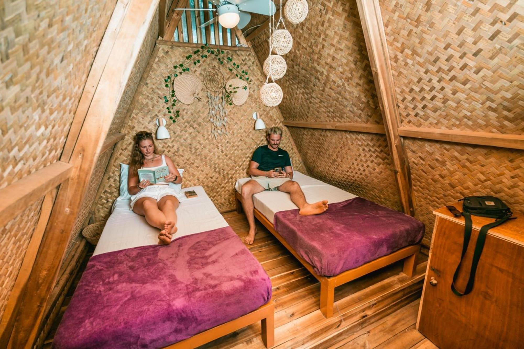 אל נידו Mad Monkey Hostel Nacpan Beach (Adults Only) מראה חיצוני תמונה
