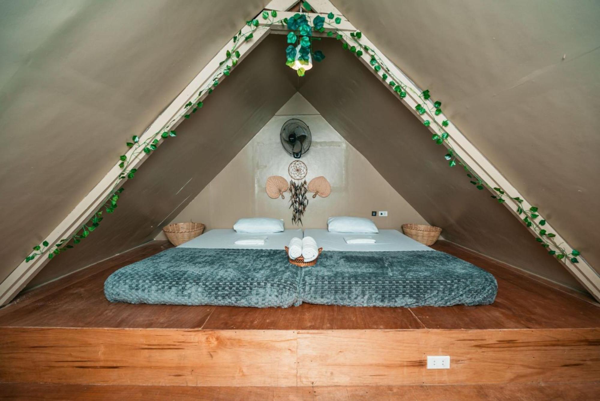 אל נידו Mad Monkey Hostel Nacpan Beach (Adults Only) מראה חיצוני תמונה