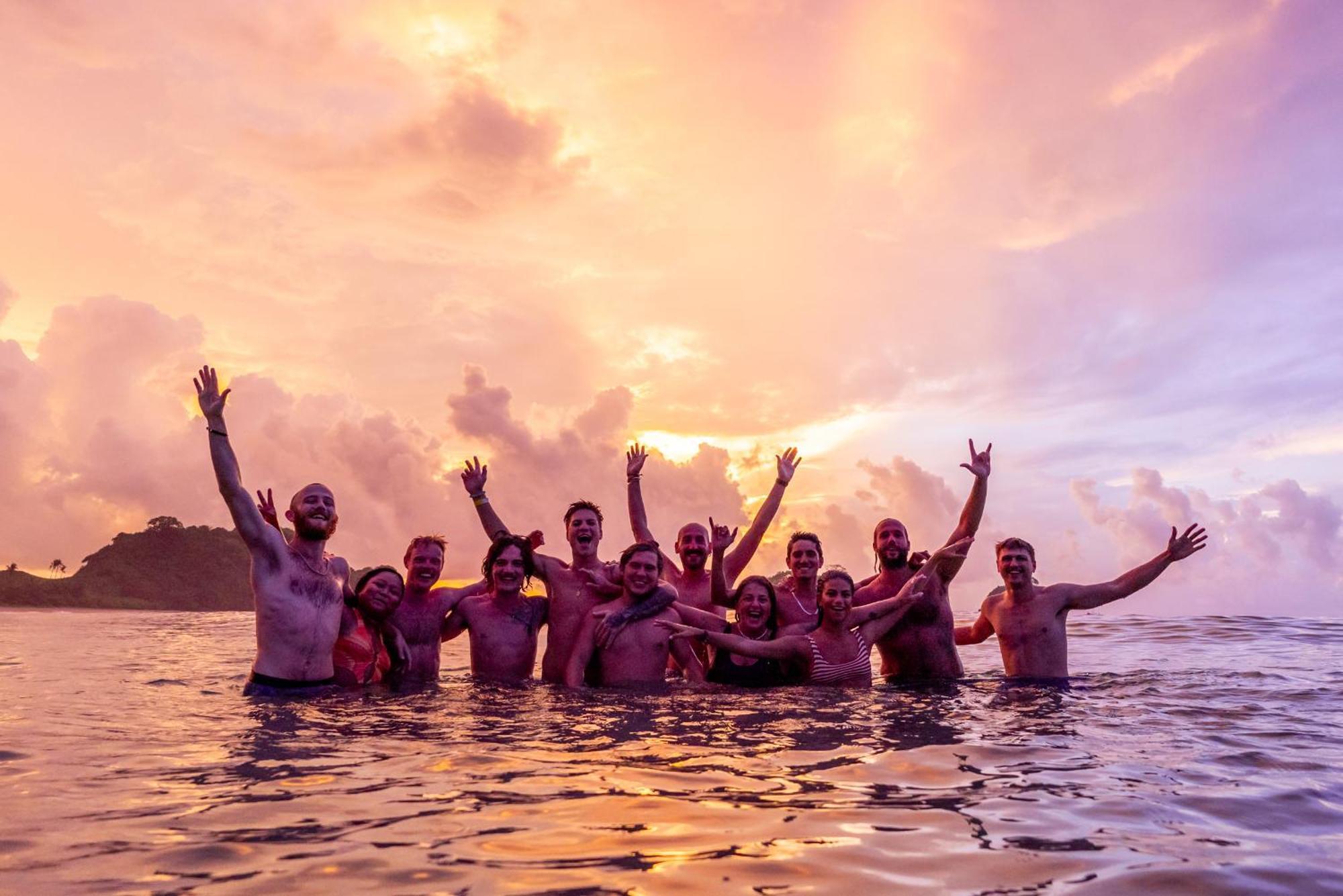 אל נידו Mad Monkey Hostel Nacpan Beach (Adults Only) מראה חיצוני תמונה